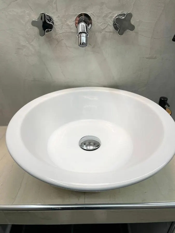 Pansea 05 Exclusive Suites Thessaloniki Apartment